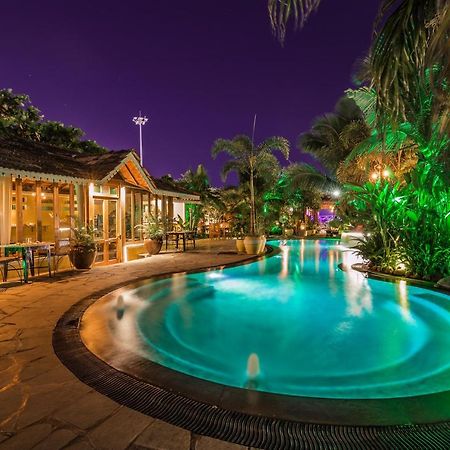 Fiesta Beach Resort Baga Εξωτερικό φωτογραφία