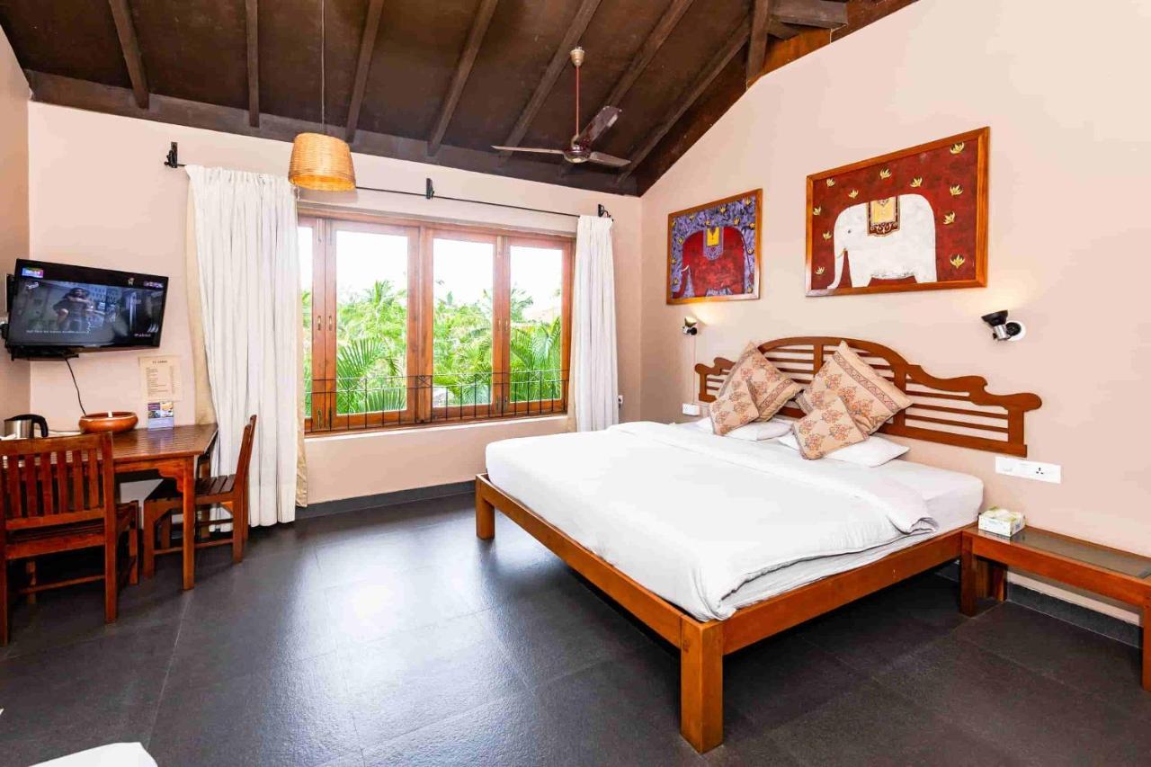 Fiesta Beach Resort Baga Εξωτερικό φωτογραφία