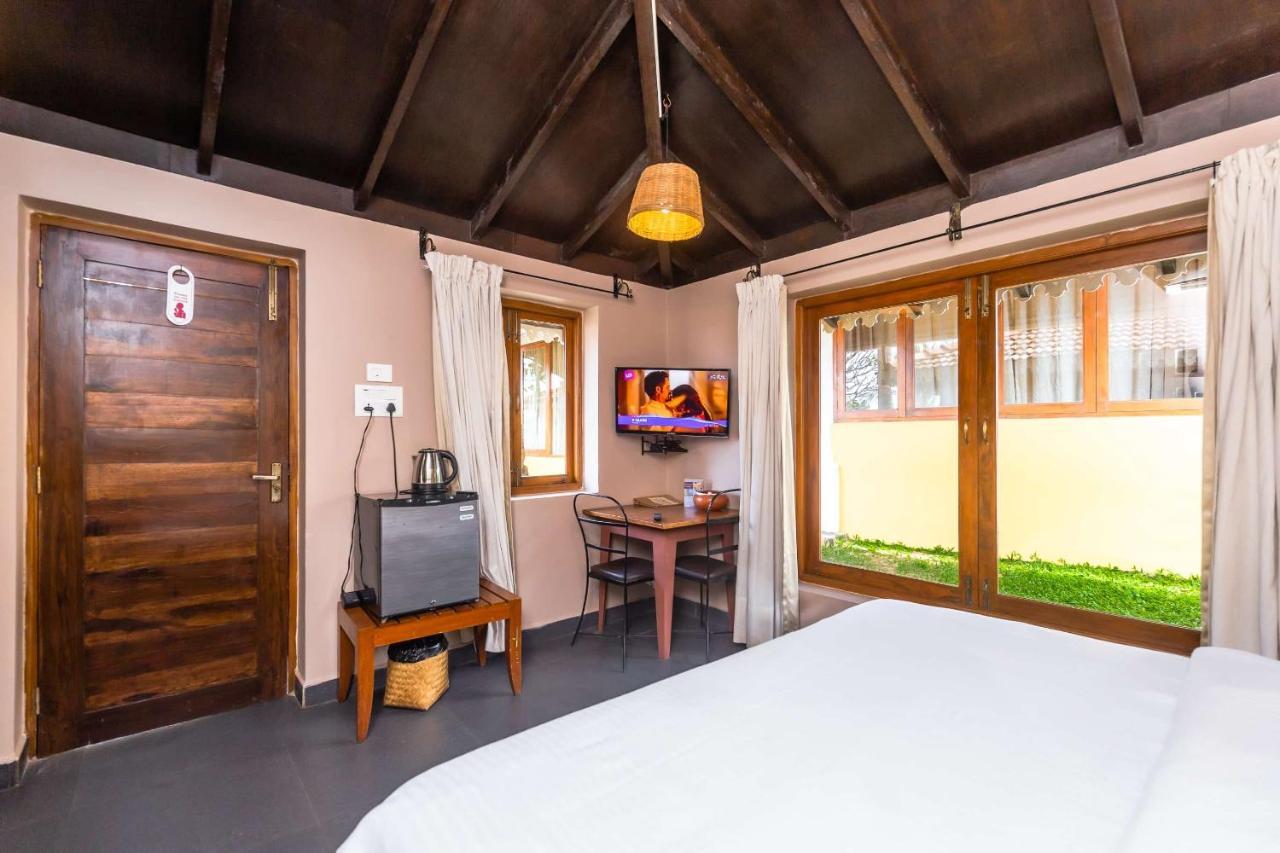 Fiesta Beach Resort Baga Εξωτερικό φωτογραφία